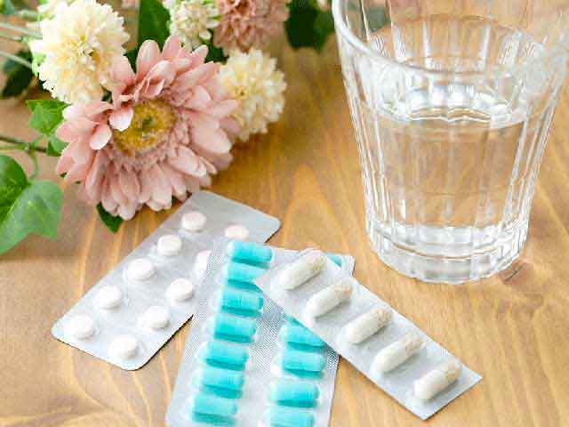 Q.血液透析患者の心臓突然死相対リスクが高かった抗菌薬は？の画像