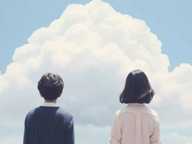 Q.第二次性徴の発現に関与するホルモンはどれかの画像